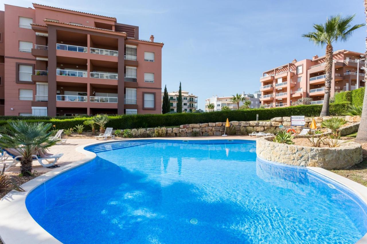Garden Beach Luxury Apartment Litoralmar Portimão Exteriör bild