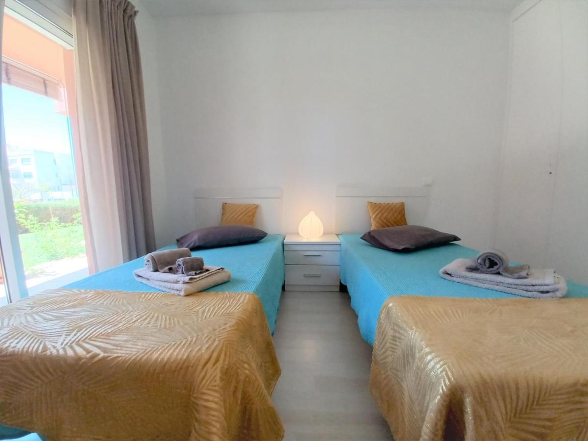 Garden Beach Luxury Apartment Litoralmar Portimão Exteriör bild
